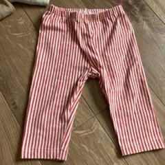 ユニクロ　7分丈　赤と白のストライプ ハーフパンツ 100cm