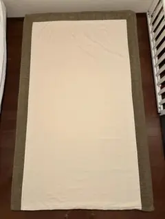 sealy ベッドスカート　セミダブル　美品