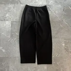 送料込み　UNIQLO Cブラック ワイドスウェットパンツ