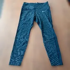 Nike ブラックレギンスタイツ