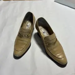 GIVENCHY レディース ローファー ベージュ 37