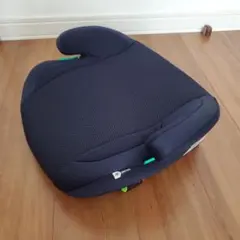 ジュニアブースターシート ISOFIX ネイビー