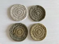 カーキ系　手編みコースターセット（4枚）
