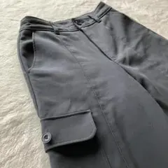 GU ブラック カーゴパンツ Sサイズ　送料込　ポスト投函　裾折れ線あり