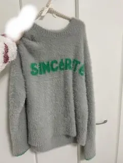 フェザーロゴニットプルオーバー