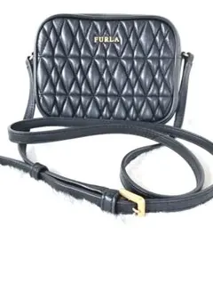 【極美品】フルラ キルティング ショルダーバッグ ブラック 黒 レザー 斜めがけ