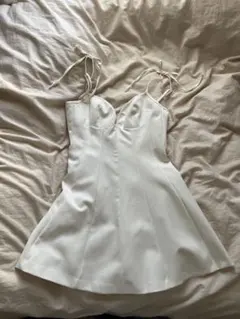 ホワイト キャミワンピース