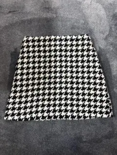 ハウンドトゥースタイトスカート S