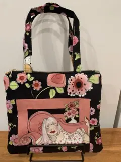 ロラライハリス　LOVE YOUR LOOK パネル使用持ち手付きポーチバッグ