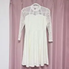 デコルテシースルー×レース袖フレアドレス・ワンピース / Lace Ladiesのサムネイル