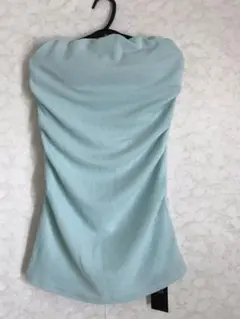 ベアトップ・リップサービス