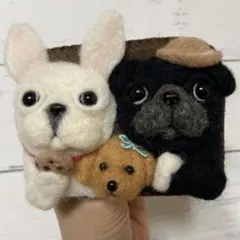 羊毛フェルト　ゆかいな犬達　ブローチ