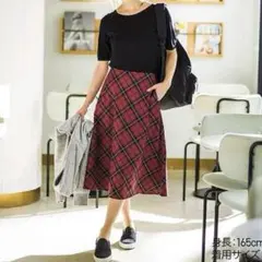 UNIQLO 赤チェック ポケット付 総ゴム フレアスカート S