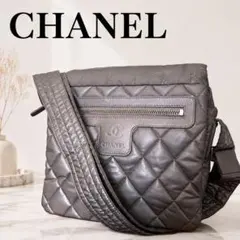 CHANEL シャネル コココクーン ショルダーバッグ　シルバー キルティングのサムネイル