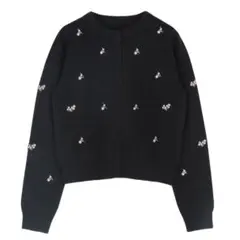 新品タグ付き 花柄刺繍 ブラック 黒 長袖カーディガン 刺繍 春ニット