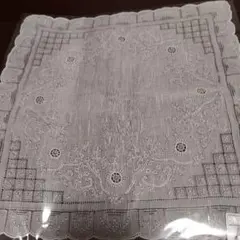 SWATOW 刺繍入りハンカチ 約29センチ