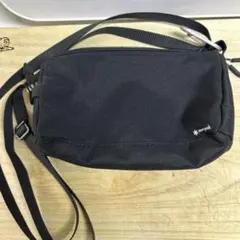 Snow Peak サコッシュ ショルダーバッグ ブラック　JINSのサムネイル