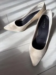 Metal Rouge ゴールド サテン パンプス　25cm