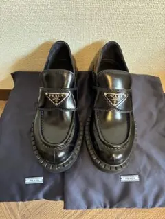 PRADA チョコレートブラッシュドレザー ローファー