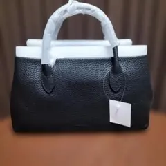新品タグつき　バルコスのバック