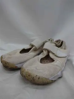 2025年最新】NIKE エアリフト 24 白の人気アイテム - メルカリ