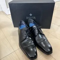 BENIR ブラックレザー レースアップシューズ