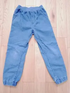 デニムパンツ　130cm