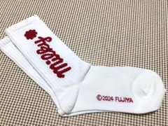 新品　靴下屋　タビオ　ペコちゃん×Tabio MILKYアメリブロゴソックス　赤