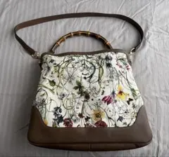 美品！花柄刺繍 バンブーハンドル ハンドバッグ 齋藤‼️ 美品！花柄刺繍 バンブーハンドル ハンドバッグ 齋藤様専用‼️ - メルカリ