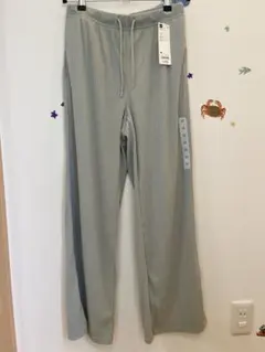 美品　GU ワイドパンツ イージーパンツ　グリーン　M