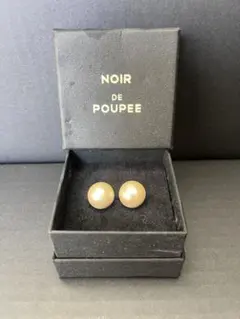 未使用 NOIR DE POUPEE ベージュパールピアス◇
