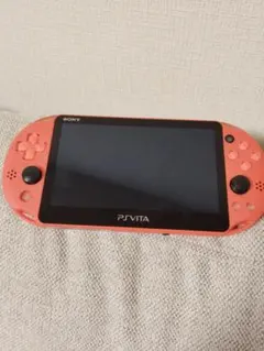 PlayStation Vita本体 Wi-Fiモデル PCH-2000