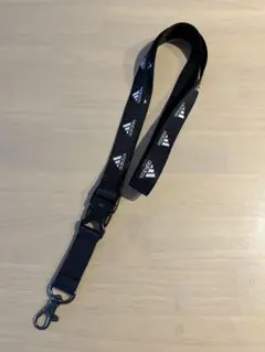 adidas ネックストラップ 黒