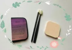 カバーマークフローレスフィットFR40 パフ＆チップ２本付き　③