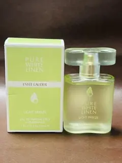 【未使用】エスティーローダー　ピュアホワイトリネン　オーデ　パフューム スプレー エスティ ローダー（ESTEE LAUDER） ピュア ホワイト リネン
