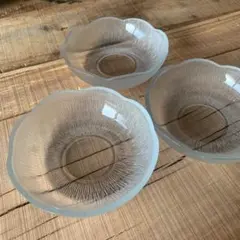 レトロガラス　花の小鉢　3枚セット