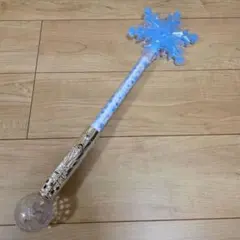 ディズニー ステッキ 上海ディズニー のミッキー ステッキ持ち可愛い