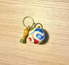 FIFA ワールドカップ トロフィー サッカーボール キーホルダーのサムネイル