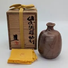 岡山県重要無形文化財 藤原建 備前焼 緋襷徳利 共箱合布 とっくり 酒器 食器 藤原健 備前緋襷徳利 酒器 共箱 y-348 : アンティーク慈光 - 通販