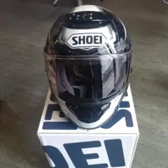 SHOEI フルフェイスヘルメット ブラック/ホワイトのサムネイル