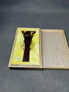 76天然素材 三味線駒 撥型 樹脂製 ケース付き | Mercari