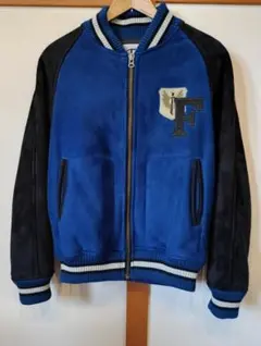 スタジアムジャンパー