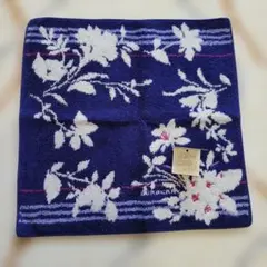 BURBERRY ミニタオルハンカチ ネイビー 花柄 未使用のサムネイル