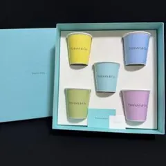 【未使用箱入】ティファニー コーヒーカップ ペア 紙コップ デザイン ティファニー新作コーヒー カップ＆エスプレッソ カップ、“紙