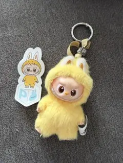 POPMART ラブブ イニシャルP イエロー