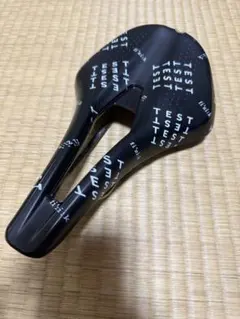 fizik tenpo test サドル　フィジークのサムネイル