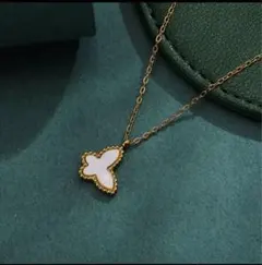 ラスト1点！バタフライ ネックレス 韓国 インポート レディース ゴールドカラー