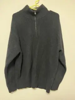 ユニクロ　UNIQLO ハイネックニット　ハーフジップセーター