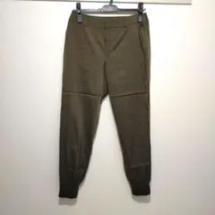 【美品】カーキ カジュアルパンツ 裾リブ付きのサムネイル