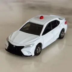 トミカ No.31 トヨタ カムリ 覆面パトカー 覆面パトロールカー